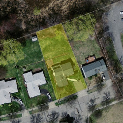 37 Pratt Dr, Newton, MA 02465 aerial view