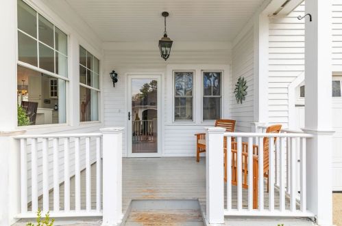 349 Main St, Hopkinton, NH 03229 exterior