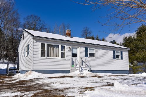 81 Pond Rd, Waterville, ME 04901 exterior