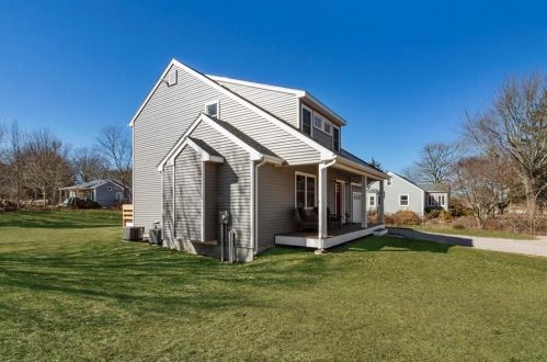 33 Langworthy Rd, Westerly, RI 02891 exterior