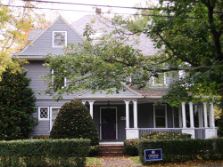 1495 Centre St, Newton, MA 02461 exterior