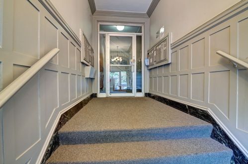 57 Brighton Ave, Roxbury-Xing, MA 02134 exterior