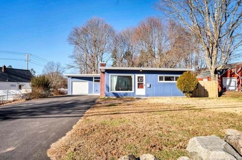 303 Brandegee Ave, Groton, CT 06340 exterior