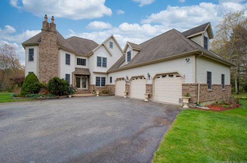 21 Silver Meadow Dr, Colchester, CT 06415 exterior