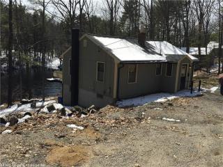 52 Hooper Shores Rd, York, ME 03909 exterior