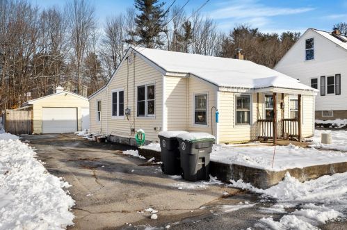 10 Lindy St, Pembroke, NH 03275 exterior