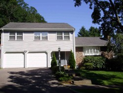 7 Wright Rd, Newton, MA 02459 exterior