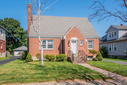 228 Nott St, Hartford, CT 06109 exterior