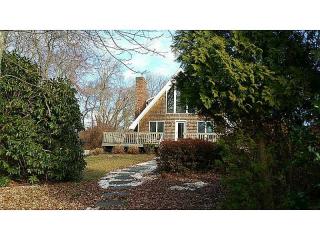4 Gounod Rd, Westerly, RI 02891 exterior