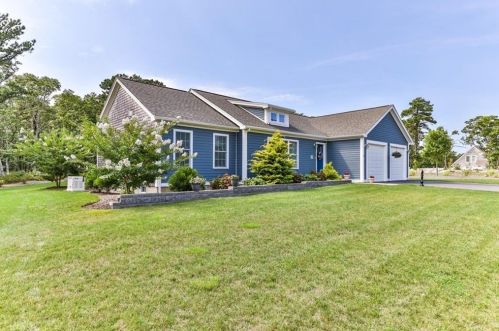 13 Littlefield Pond Rd, Harwich, MA 02645 exterior