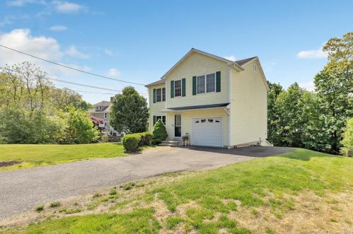 3 Byron Ave, Ansonia, CT 06401 exterior