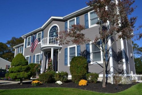 12 George St, Westport, MA 02790 exterior