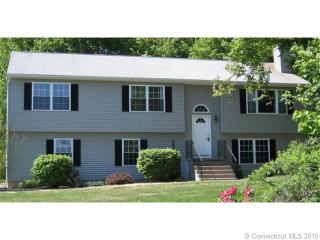 953 Thrall Ave, Suffield, CT 06078 exterior