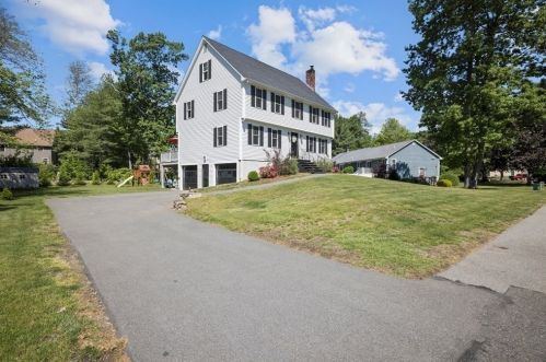 24 Towpath Dr, Wilmington, MA 01887 exterior