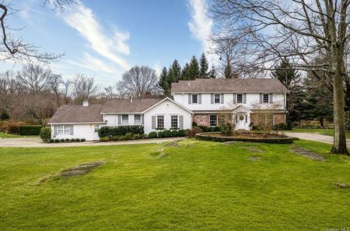 69 Calhoun Dr, Greenwich, CT 06831 exterior