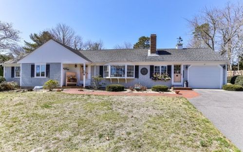 29 Dauphine Dr, Yarmouth, MA 02675 exterior