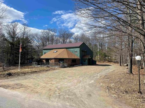 3 Waterford Pl, Gilford, NH 03249 exterior