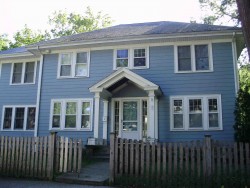 4 Ionia St, Newton, MA 02466 exterior