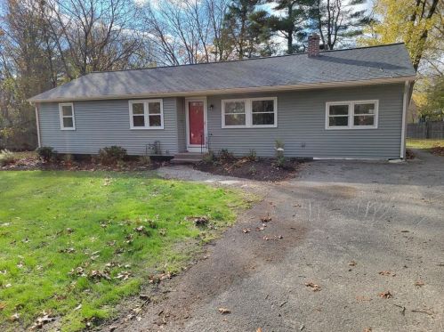 37 Catherine Dr, North Kingstown, RI 02852 exterior