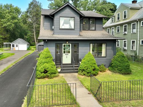 39 Main St, Hartford, CT 06107 exterior