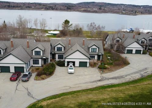 59 Harborview Dr, Prospect, ME 04981 exterior