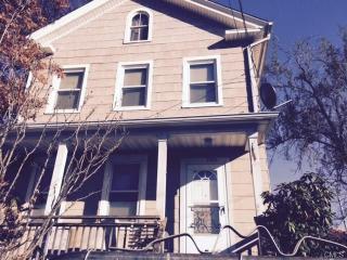 1936 Seaview Ave, Bridgeport, CT 06610 exterior