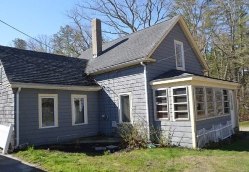 20 Fearing Hill Rd, Wareham, MA 02571 exterior
