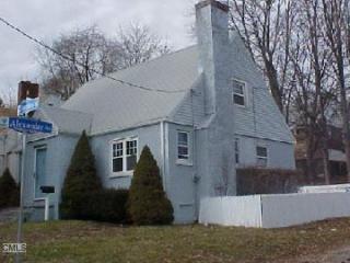 210 Truman St, Bridgeport, CT 06606 exterior
