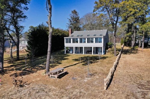 122 Mayflower Ter, Yarmouth, MA 02664 exterior