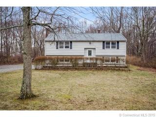 152 Standish Rd, Colchester, CT 06415 exterior