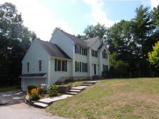 36 Lady Slipper Ln, Chester, NH 03036 exterior