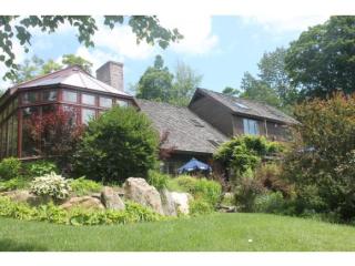 838 Cricket Hill Rd, Killington, VT 05751 exterior