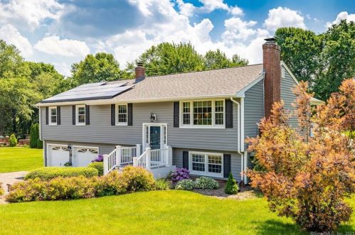 11 Winthrop Rd, Windsor, CT 06095 exterior