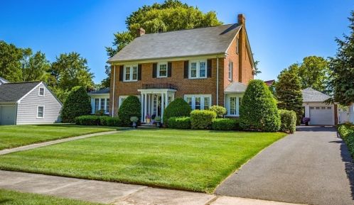 35 Shefford St, Springfield, MA 01107 exterior