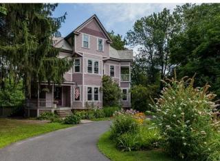 15 East St, Easthampton, MA 01027 exterior