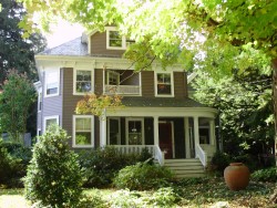 32 Fairfax St, Newton, MA 02465 exterior