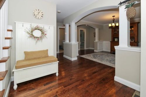53 Kennedy Ct, Cumberland, RI 02864 exterior