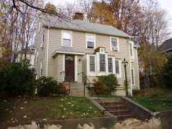 35 Whittemore Rd, Newton, MA 02458 exterior