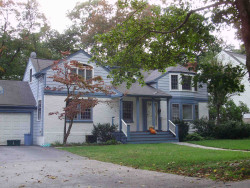 25 Gordon Rd, Newton, MA 02468 exterior