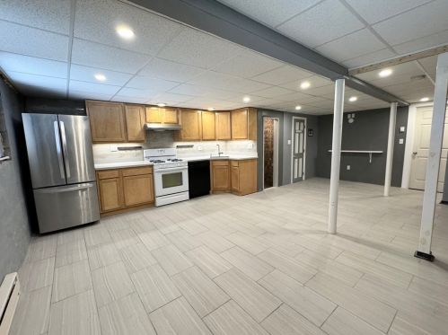 165 Bennington St, Roxbury-Xing, MA 02128 exterior