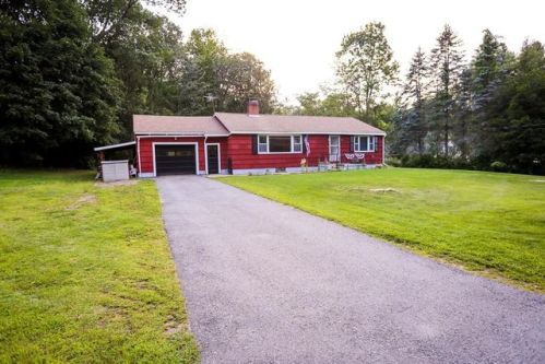 30 Willard Rd, Ashburnham, MA 01430 exterior