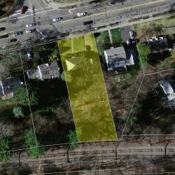 672 Beacon St, Newton, MA 02459 aerial view