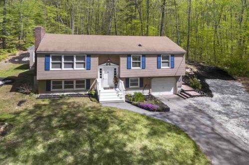 96 Wash Pond Rd, Hampstead, NH 03841 exterior