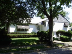 76 Cynthia Rd, Newton, MA 02459 exterior
