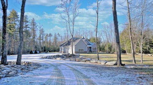 38 Dolloff Rd, Standish, ME 04084 exterior
