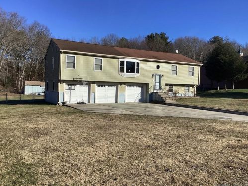 34 Rixtown Rd, Norwich, CT 06351 exterior