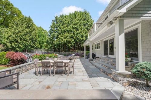 179 Prospect Ave, North Kingstown, RI 02852 exterior