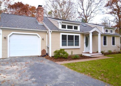 338 White Oak Trl, Centerville, MA 02632 exterior