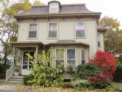 41 Chesley Rd, Newton, MA 02459 exterior