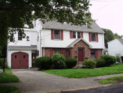 16 Olde Field Rd, Newton, MA 02459 exterior
